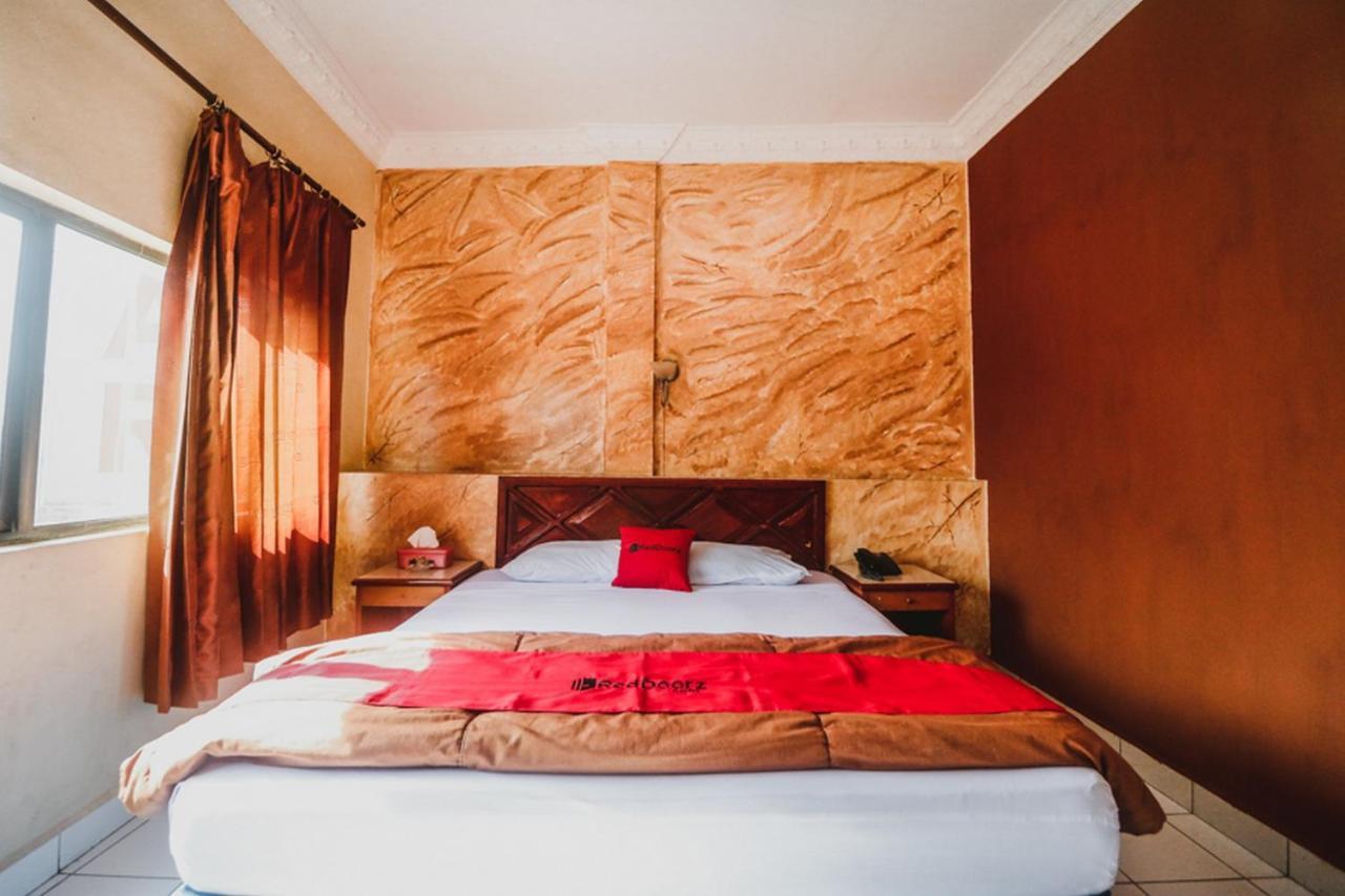 RedDoorz Plus near Jambi Prima Mall Zewnętrze zdjęcie