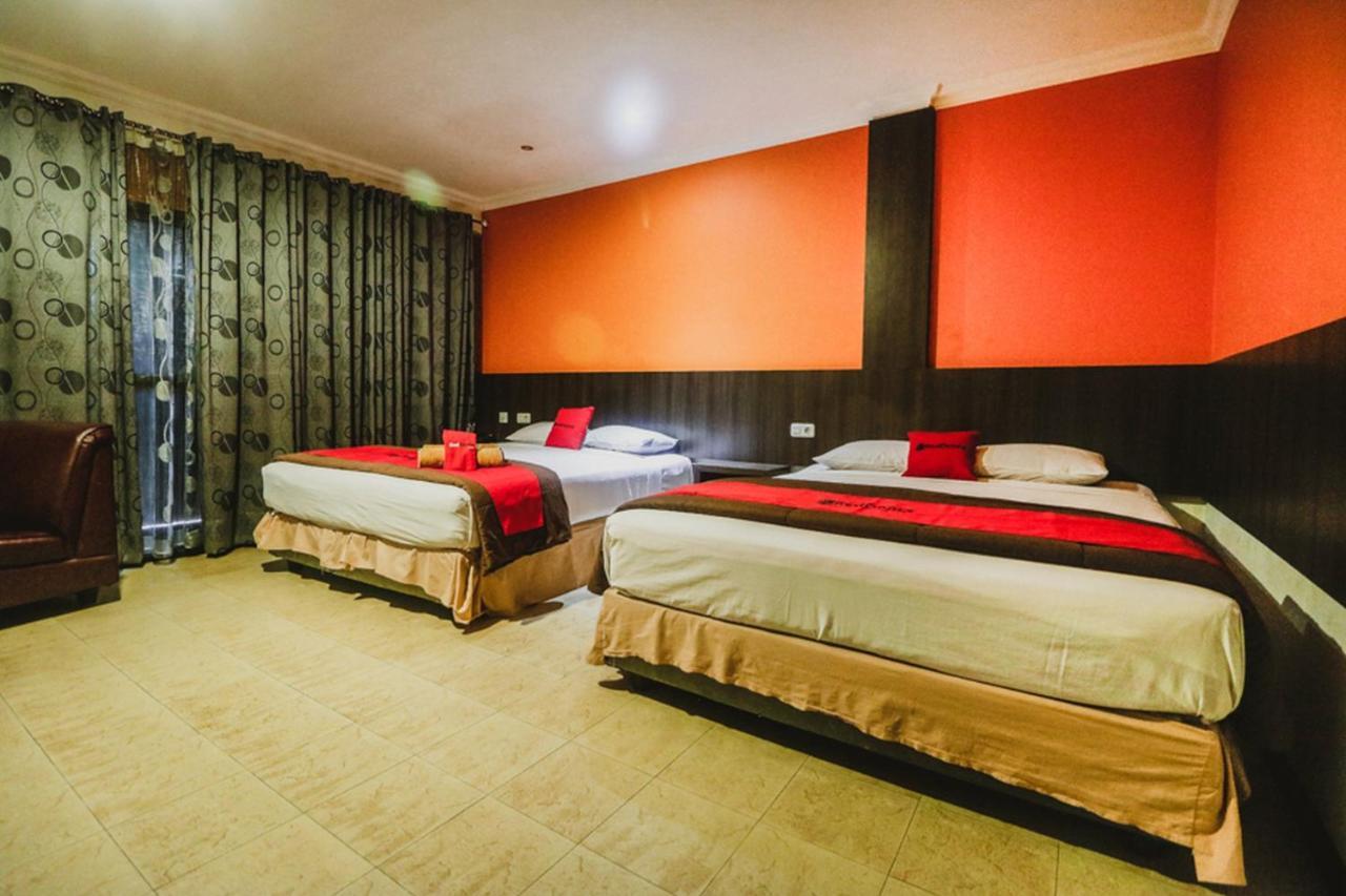 RedDoorz Plus near Jambi Prima Mall Zewnętrze zdjęcie