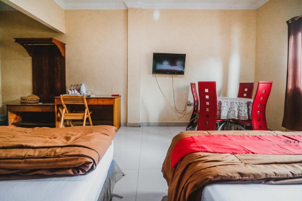 RedDoorz Plus near Jambi Prima Mall Zewnętrze zdjęcie