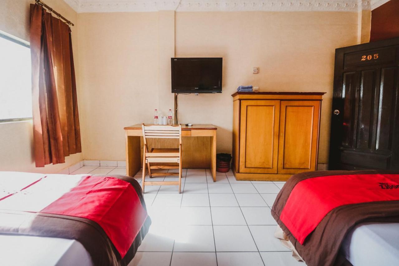 RedDoorz Plus near Jambi Prima Mall Zewnętrze zdjęcie