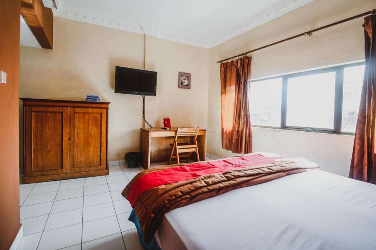 RedDoorz Plus near Jambi Prima Mall Zewnętrze zdjęcie